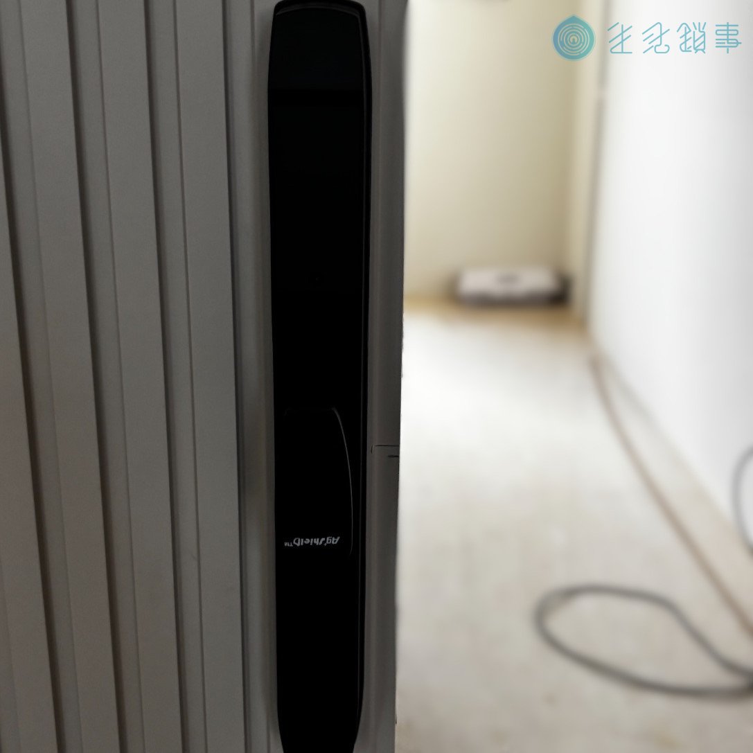 高雄市鳥松區電子鎖安裝實績｜FIBRE 琺博 FB63M 滑門 完工照