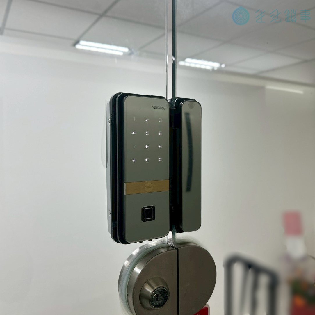 台中市西屯區電子鎖安裝實績｜Yale YDG413A 辦公大樓玻璃門 完工照