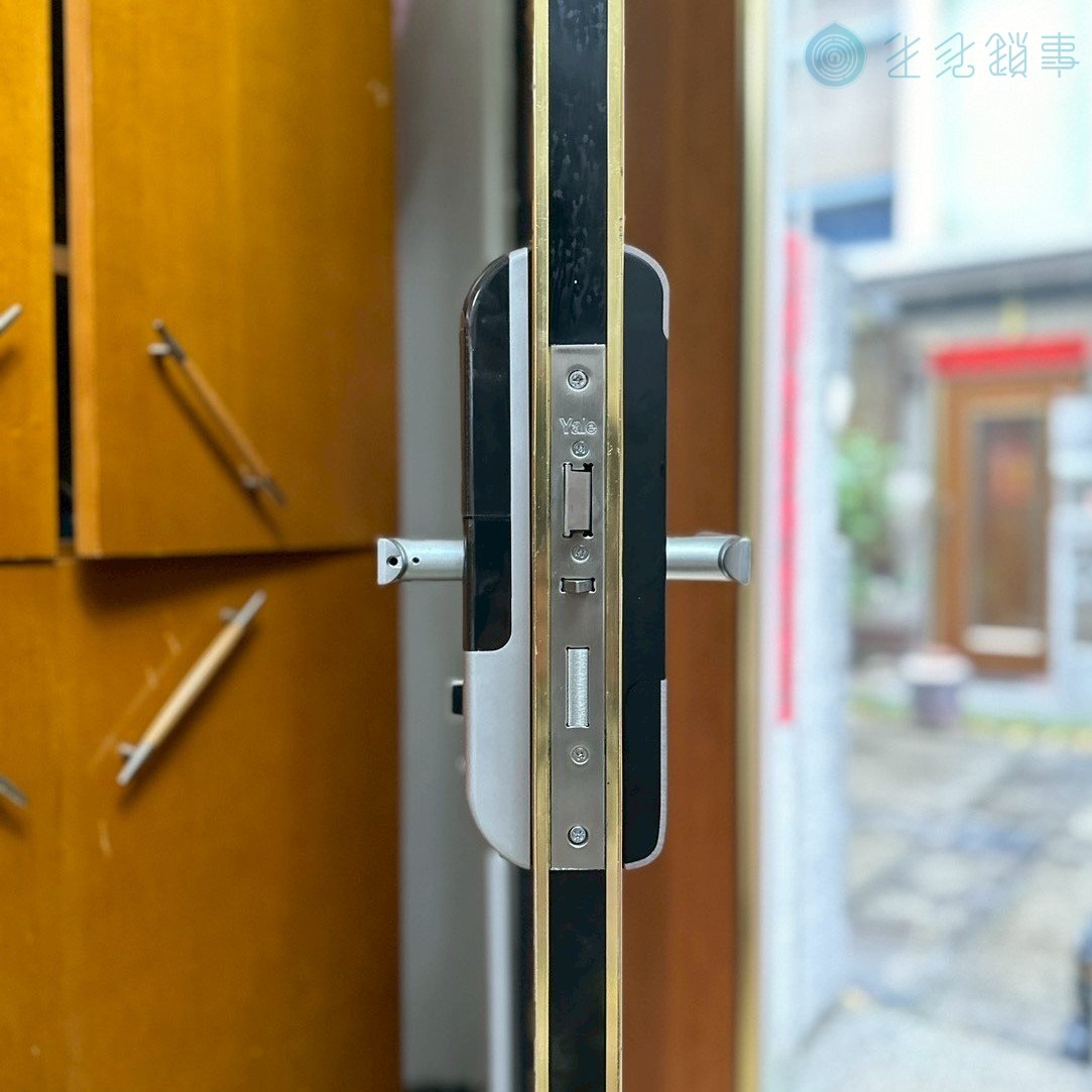 台中市南區電子鎖安裝實績｜Yale YDM3109A 木門 完工照